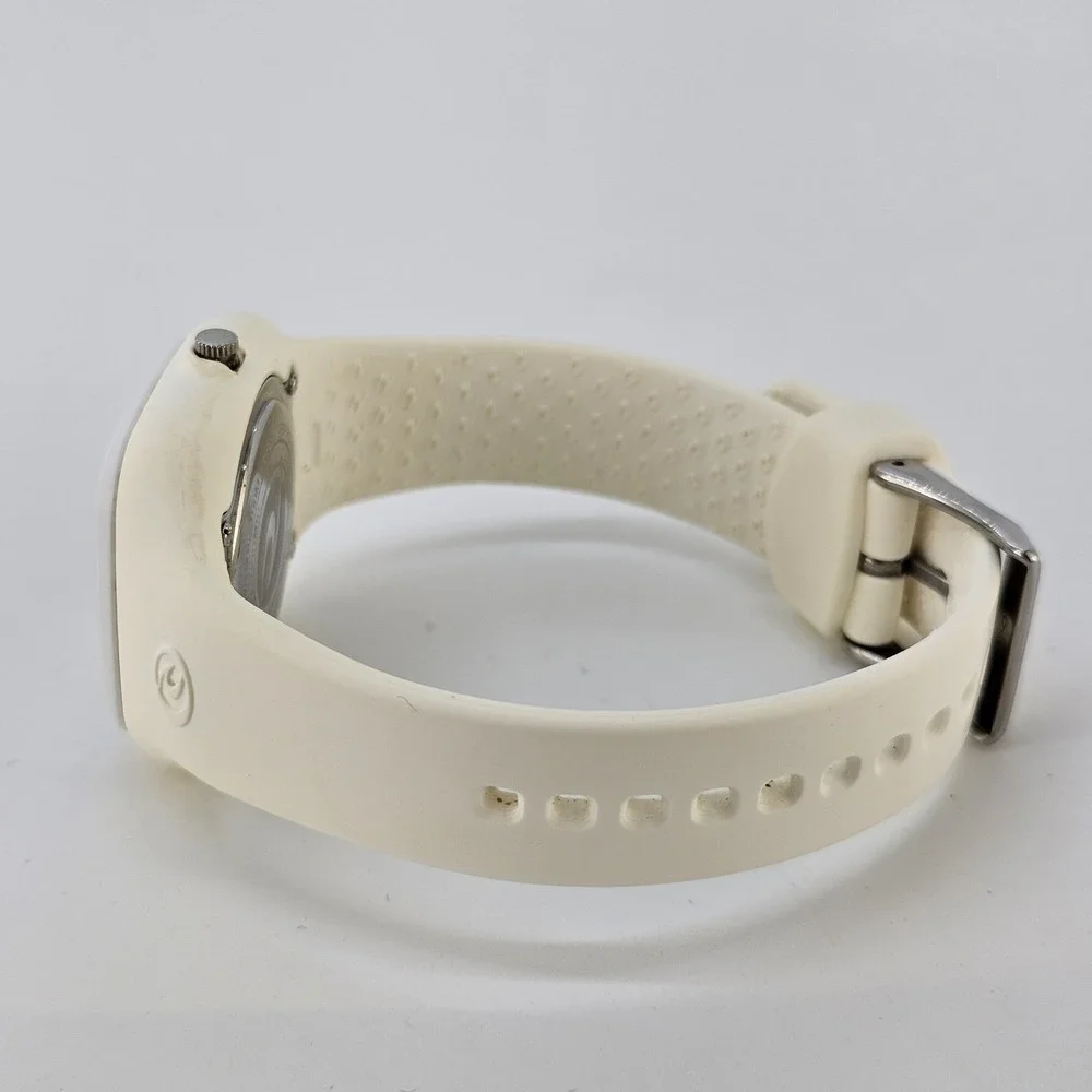 RIP CURL Women's Watch 34MM White Dial White Plastic Band Straps New Battery